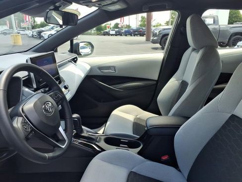 Used 2025 Toyota Corolla SE FWD image 5