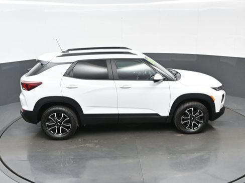 Used 2023 Chevrolet TrailBlazer ACTIV image 39