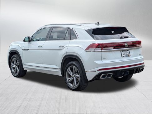 Used 2024 Volkswagen Atlas Cross Sport SEL R-Line AWD/4WD image 5
