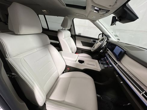 Used 2024 Hyundai Santa Fe Calligraphy image 25