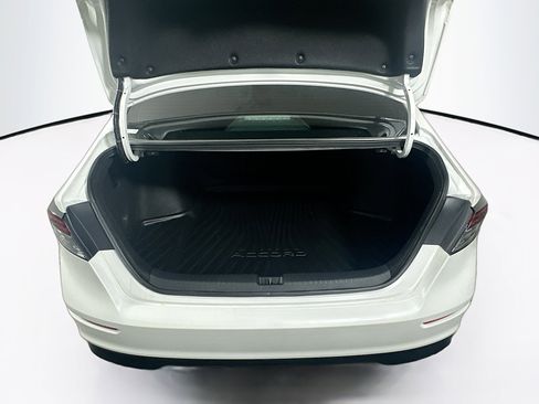 Used 2024 Honda Accord EX image 30