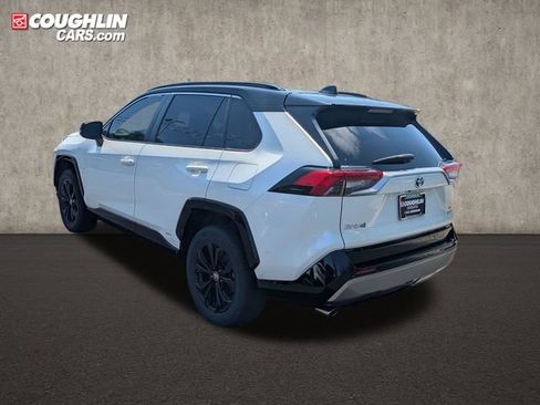 Used 2022 Toyota RAV4 XSE w/ XSE Grade Weather Package AWD/4WD image 5