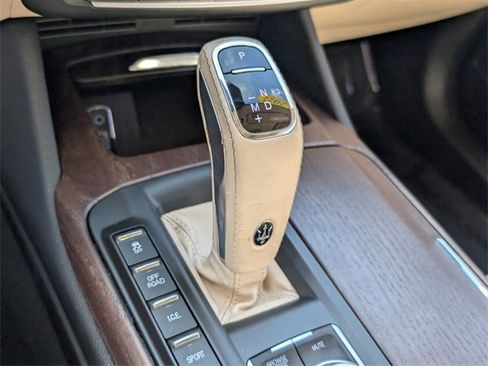 Used 2022 Maserati Levante GT image 25