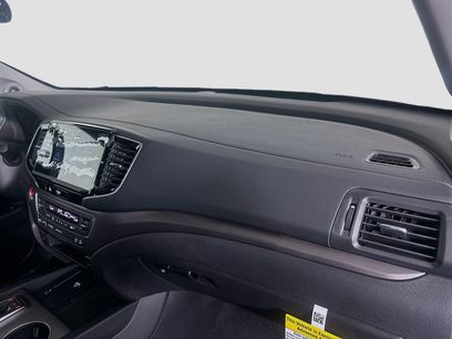 New 2025 Honda Ridgeline RTL