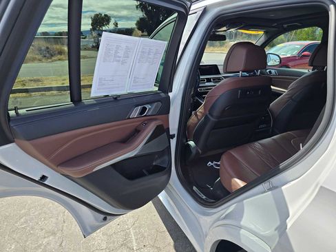 Used 2023 BMW X5 M50i w/ Executive Package image 17