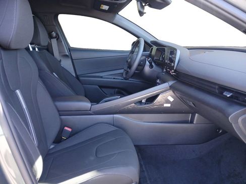 New 2026 Hyundai Elantra Sport FWD image 15