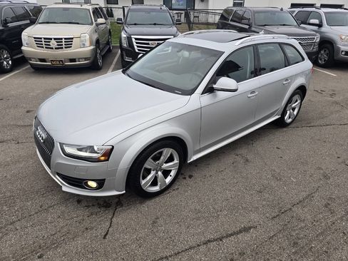 Used 2013 Audi A4 Premium Plus w/ Premium Plus Pkg image 3