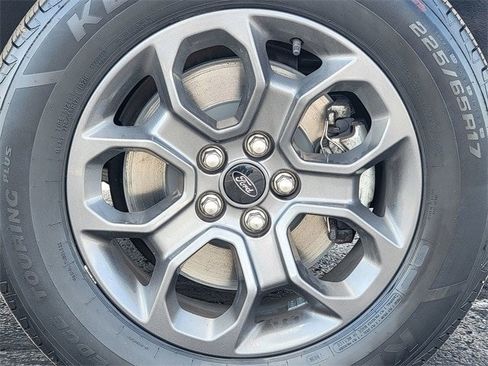 Certified 2023 Ford Maverick XLT w/ XLT Luxury Package image 17