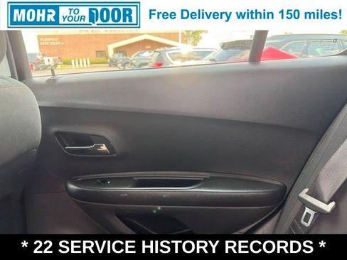 Used 2021 Chevrolet Trax LS AWD/4WD image 43