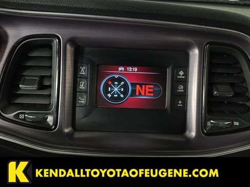 Used 2017 Dodge Challenger SXT RWD image 13