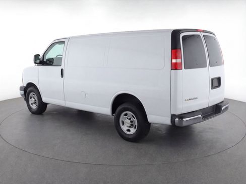 Used 2025 Chevrolet Express 3500 LT w/ LT Preferred Equipment Group image 6