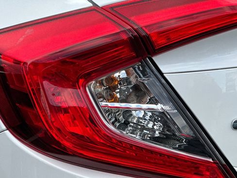 Used 2021 Honda Civic Sport image 43