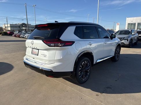 New 2026 Nissan Rogue Platinum w/ Platinum Premium Package image 4