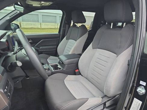 Used 2024 Toyota Tacoma TRD Sport image 14