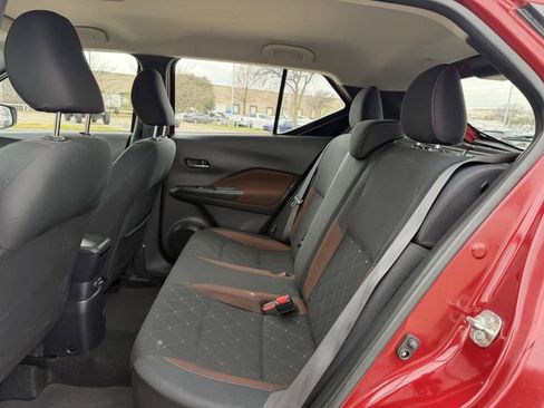 Used 2020 Nissan Kicks SR image 25