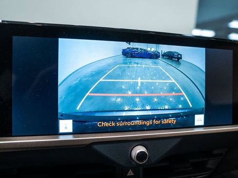 Certified 2024 Toyota Crown Limited image 32