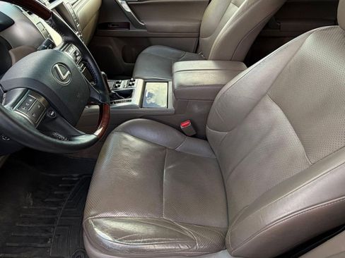 Used 2016 Lexus GX 460 Luxury w/ Preferred Accessory Package image 23