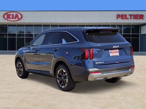 New 2026 Kia Sorento S FWD image 3