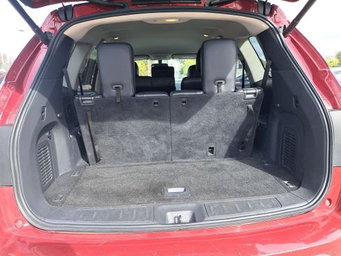 Used 2017 Nissan Pathfinder SL w/ SL Tech Package image 10