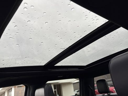 Used 2025 Ford F150 Lariat w/ Equipment Group 502A High image 4