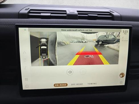 Used 2022 Land Rover Defender 110 X-Dynamic SE image 25