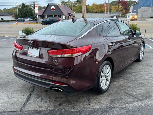Used 2017 Kia Optima EX image 7