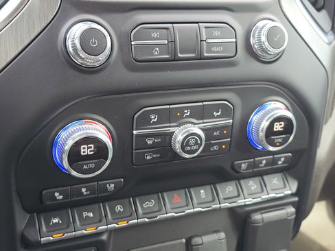 Used 2021 GMC Sierra 1500 Denali w/ Denali Ultimate Package image 23