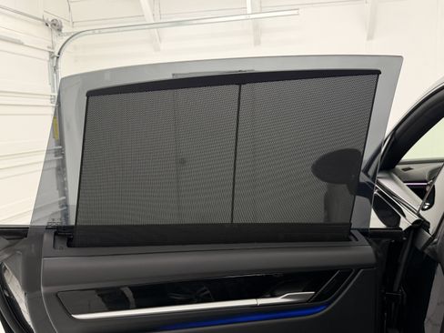 Certified 2025 Porsche Macan 4 Electric image 23