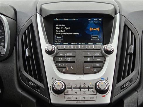 Used 2017 Chevrolet Equinox LT w/ Convenience Package FWD image 12