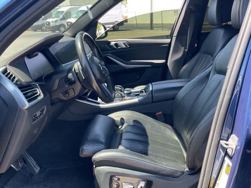 Used 2021 BMW X5 xDrive40i w/ M Sport Package AWD/4WD image 10