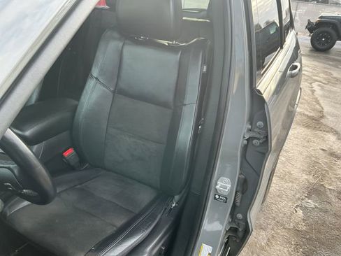 Used 2021 Jeep Grand Cherokee Laredo X image 34