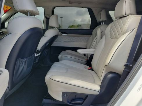 Used 2022 Hyundai Palisade Calligraphy w/ Cargo Package image 11