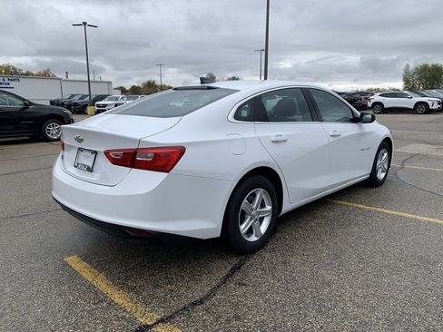 Certified 2022 Chevrolet Malibu LS image 3