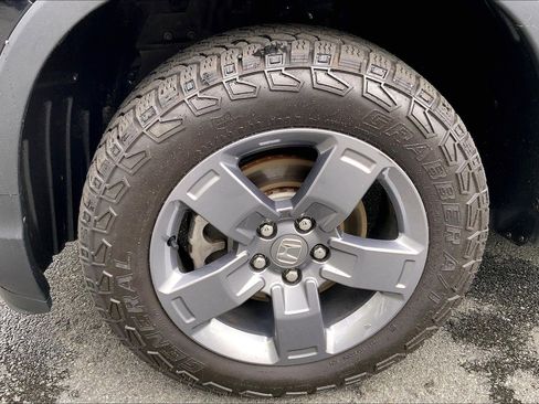 Used 2025 Honda Ridgeline TrailSport image 11