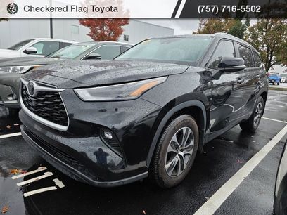 Used 2023 Toyota Highlander XLE
