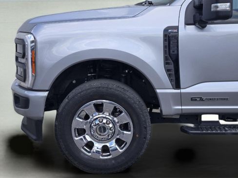 Used 2023 Ford F250 XL w/ STX Appearance Package AWD/4WD image 6