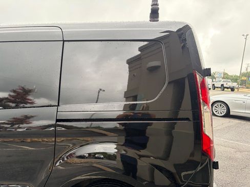 Used 2019 Ford Transit Connect XLT FWD image 27