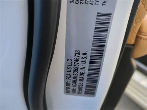 New 2025 Jeep Grand Cherokee Summit image 38