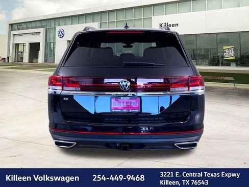 New 2026 Volkswagen Atlas SE image 6