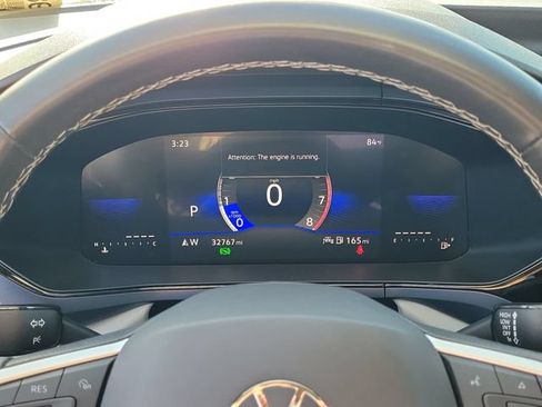 Certified 2023 Volkswagen Taos SE FWD image 22
