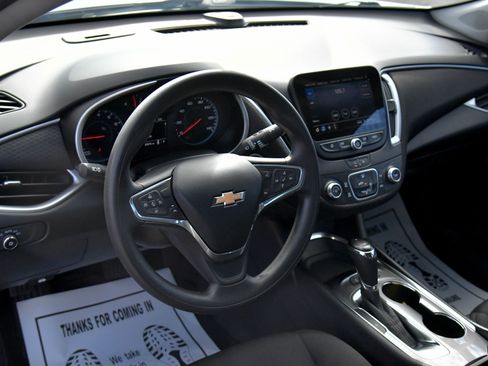 Used 2020 Chevrolet Malibu LS w/ Driver Confidence Package II image 14