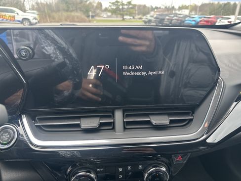 New 2026 Chevrolet Trax ACTIV FWD image 11
