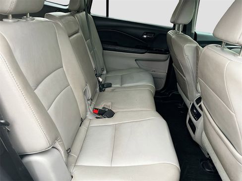 Used 2017 Honda Pilot EX-L image 29