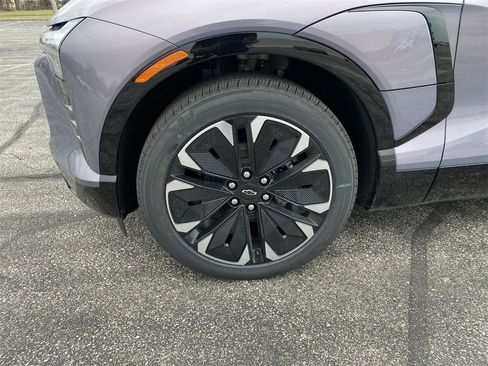 New 2025 Chevrolet Blazer EV RS image 10