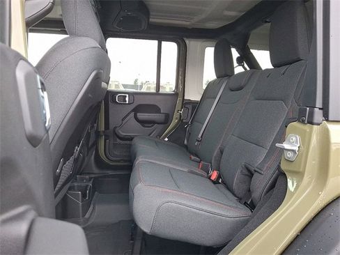 New 2026 Jeep Wrangler Unlimited Rubicon w/ Technology Group image 5