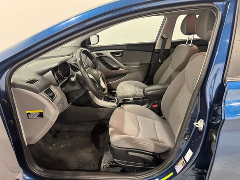 Used 2016 Hyundai Elantra SE FWD image 12