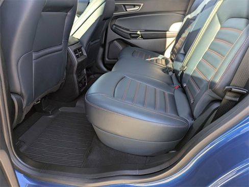 Used 2022 Ford Edge SEL w/ Sport Appearance Package image 26