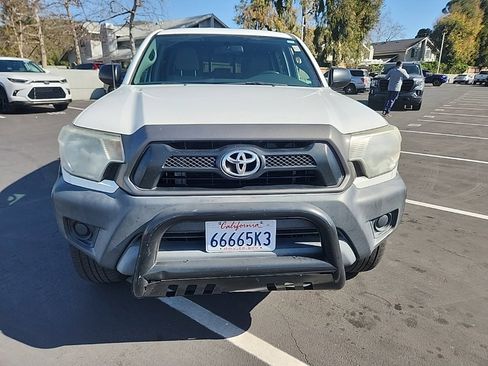 Used 2015 Toyota Tacoma PreRunner image 8