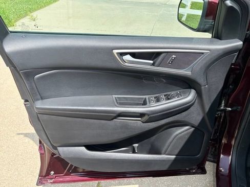 Used 2020 Ford Edge SEL w/ Convenience Package AWD/4WD image 8