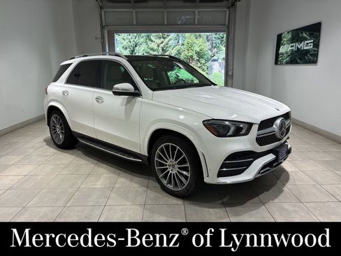 Used 2022 Mercedes-Benz GLE 350 4MATIC image 1